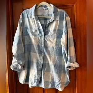 AE Summer button down